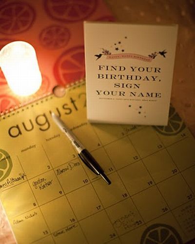 wedding guestbook - calendar